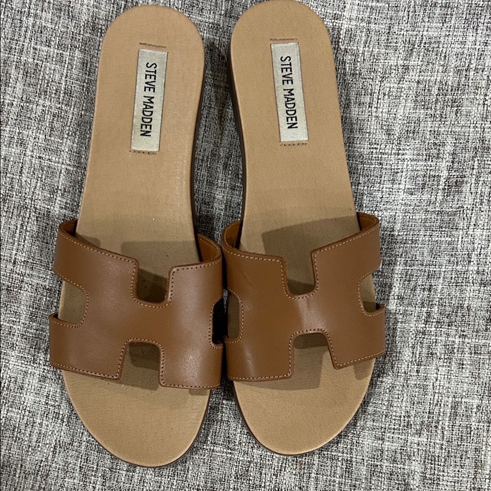 Steve Madden Tan Slide Sandals